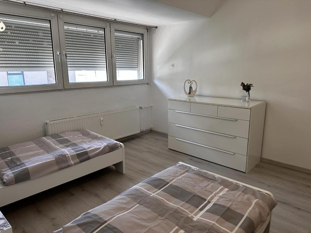 Apartment A&v Wunderschoene Rheinblick Zum Entspannen Ela Duisburg